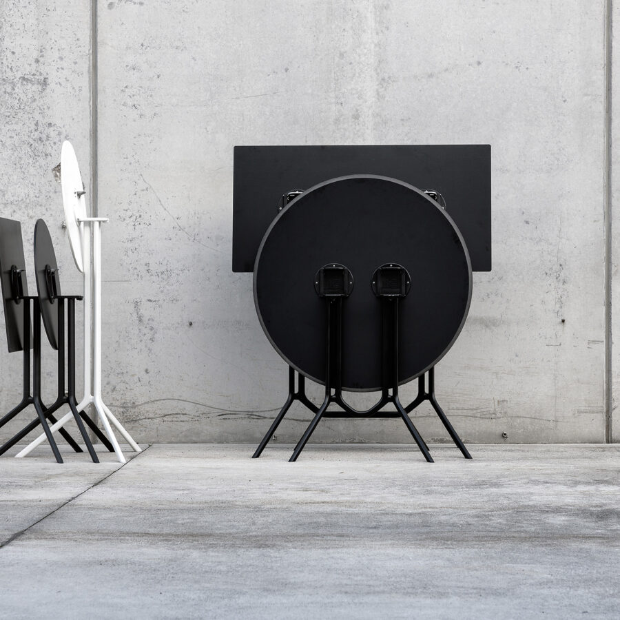 TABLE PLIANTE POULE - KRISTALIA, Mobilier Design Hôtel & Retail (1)