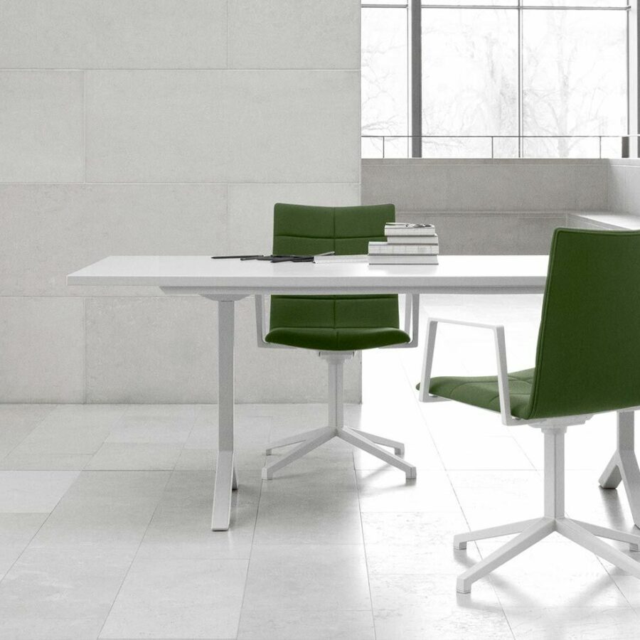 TABLE FUNK - LAMMHULTS, Bureaux & tables de travail (2)