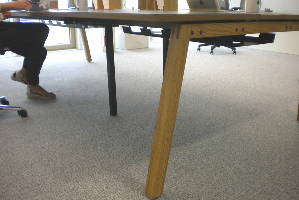ELEPHANT - Mobilier sur mesure : casiers, alcôves acoustique, table projet - PARIS (75) (4)