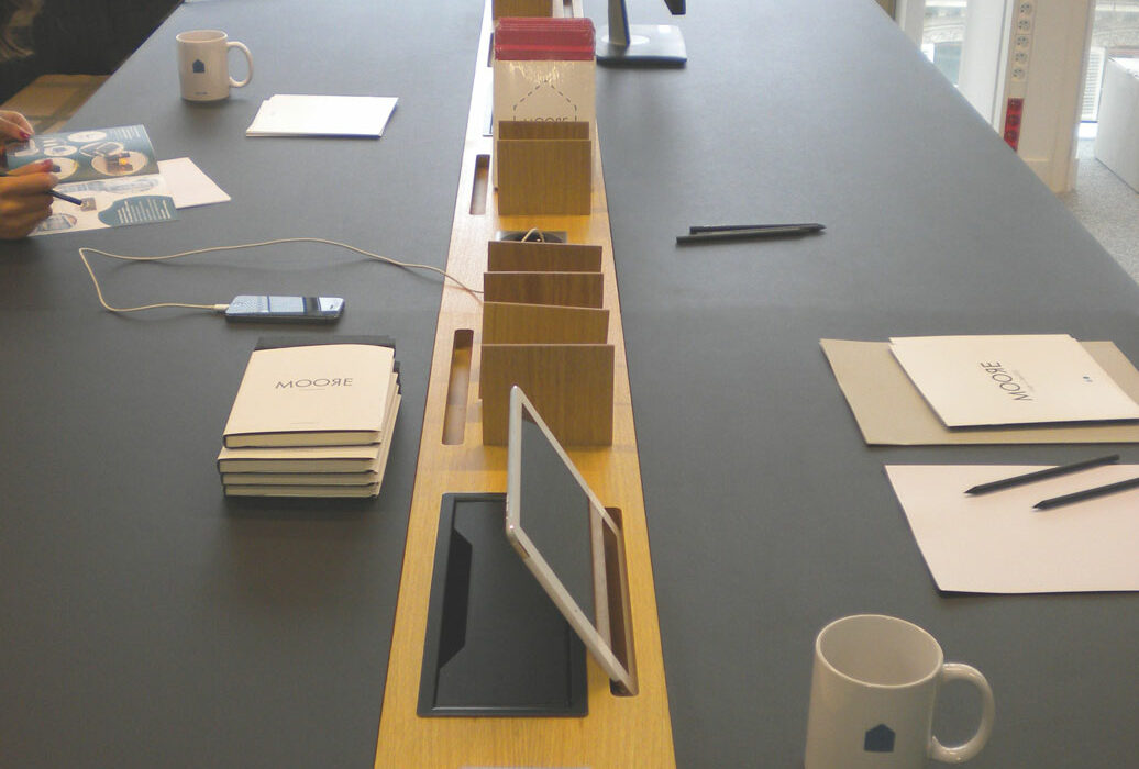 ELEPHANT - Mobilier sur mesure : casiers, alcôves acoustique, table projet - PARIS (75) (7)