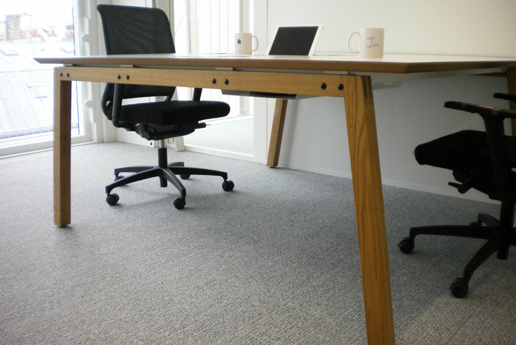 ELEPHANT - Mobilier sur mesure : casiers, alcôves acoustique, table projet - PARIS (75) (10)