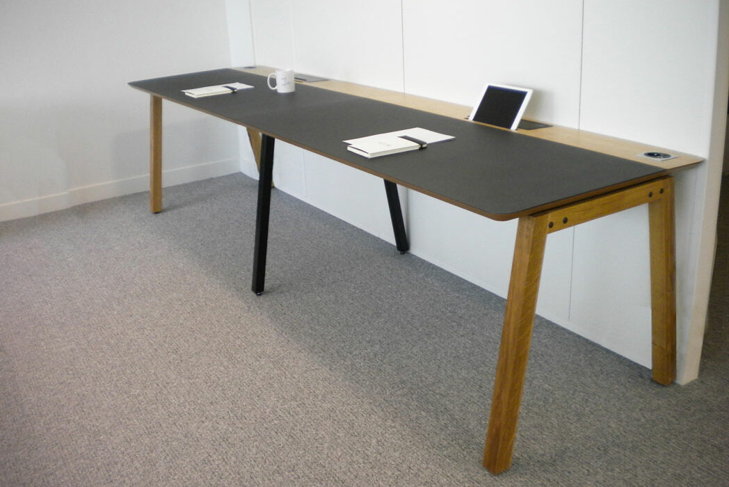 ELEPHANT - Mobilier sur mesure : casiers, alcôves acoustique, table projet - PARIS (75) (6)
