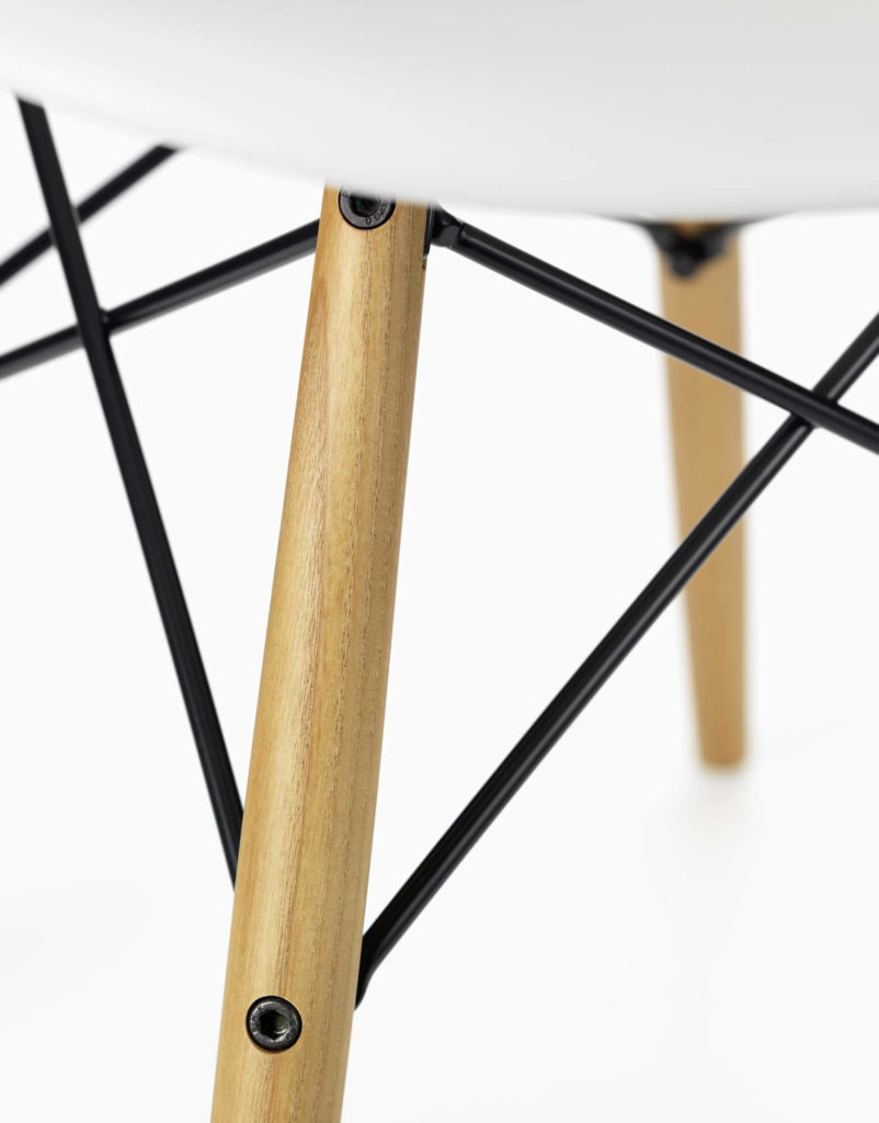 vitra_eames_plastic_arm_chair_daw_detail_1_1