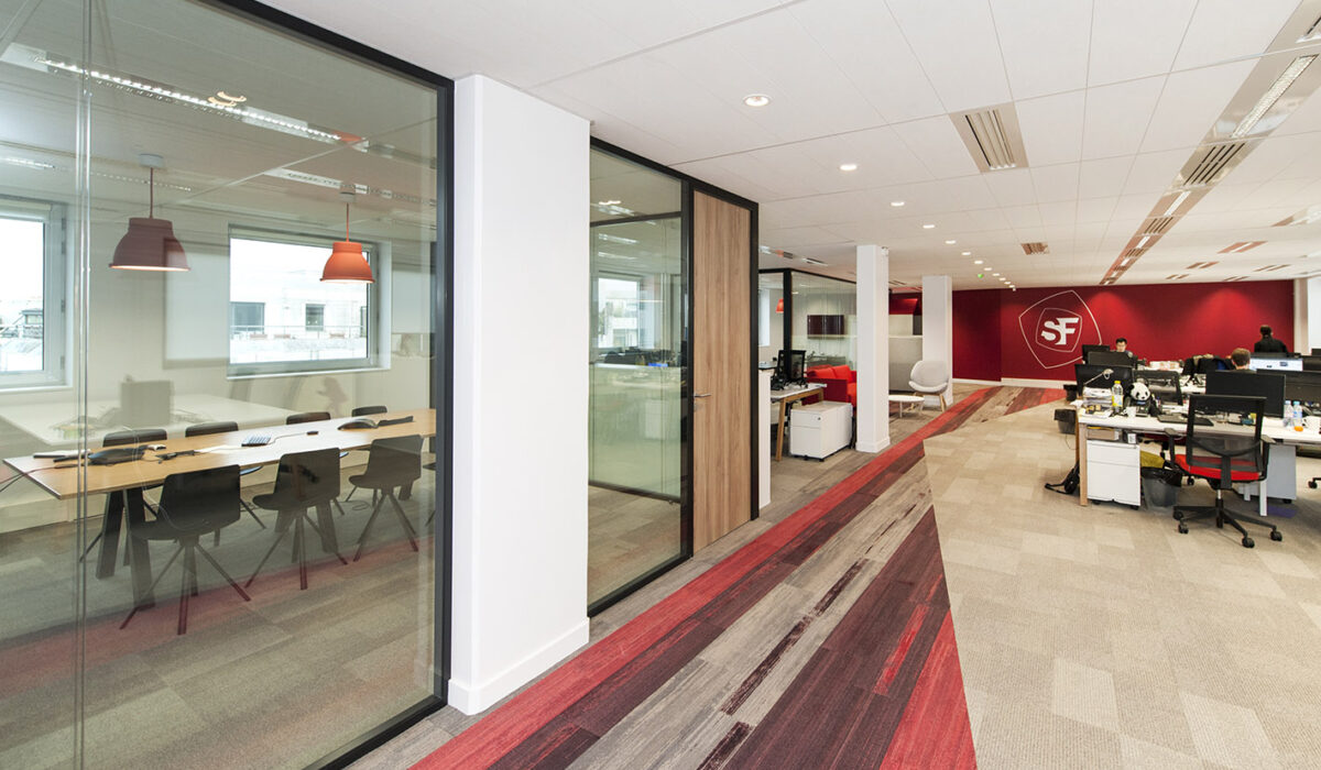 MY MEDIA - Aménagement salle de réunion, espace lounge, bureaux connectés  - Hauts-de-Seine (92) (4)