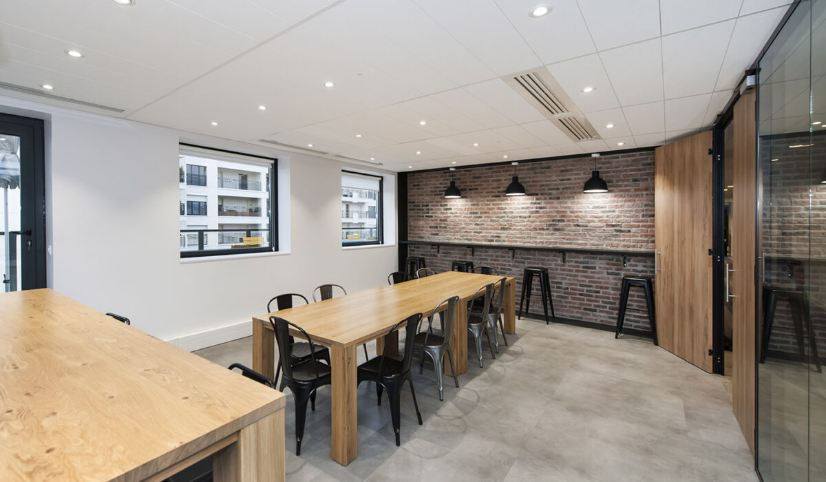 MY MEDIA - Aménagement salle de réunion, espace lounge, bureaux connectés  - Hauts-de-Seine (92) (7)