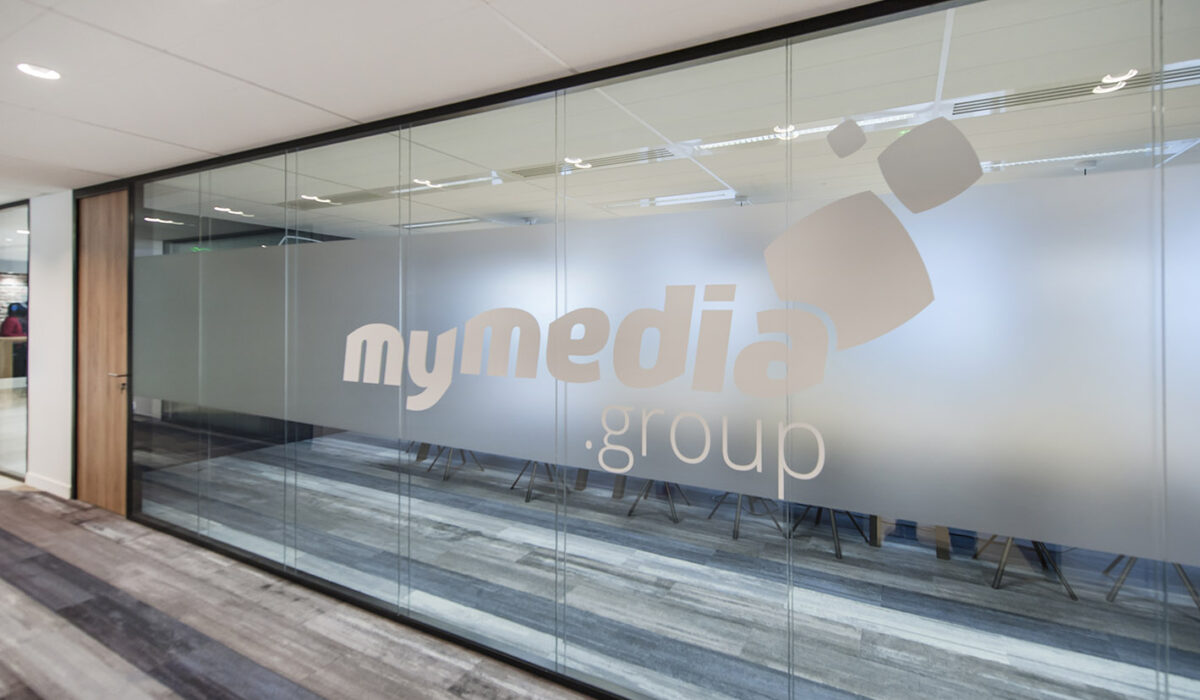 MY MEDIA - Aménagement salle de réunion, espace lounge, bureaux connectés  - Hauts-de-Seine (92) (10)