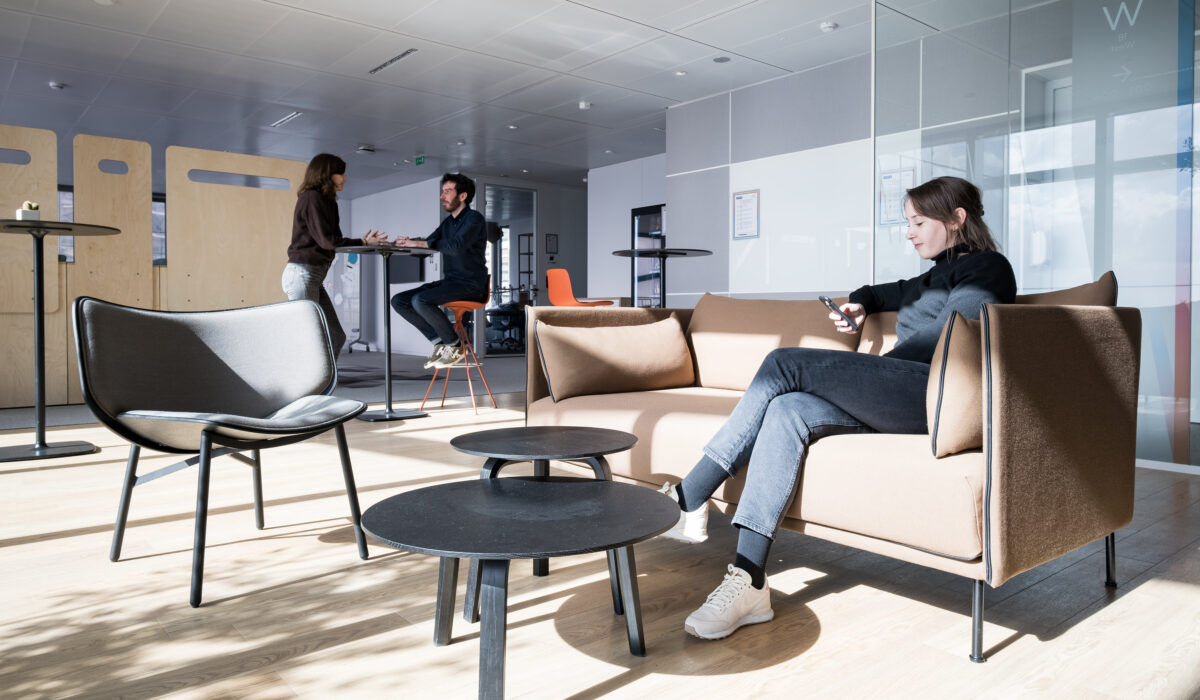 SAINT-GOBAIN - Aménagement d'espace collaboratif, cafétéria, zone d'accueil -  Hauts-de-Seine (92) (11)