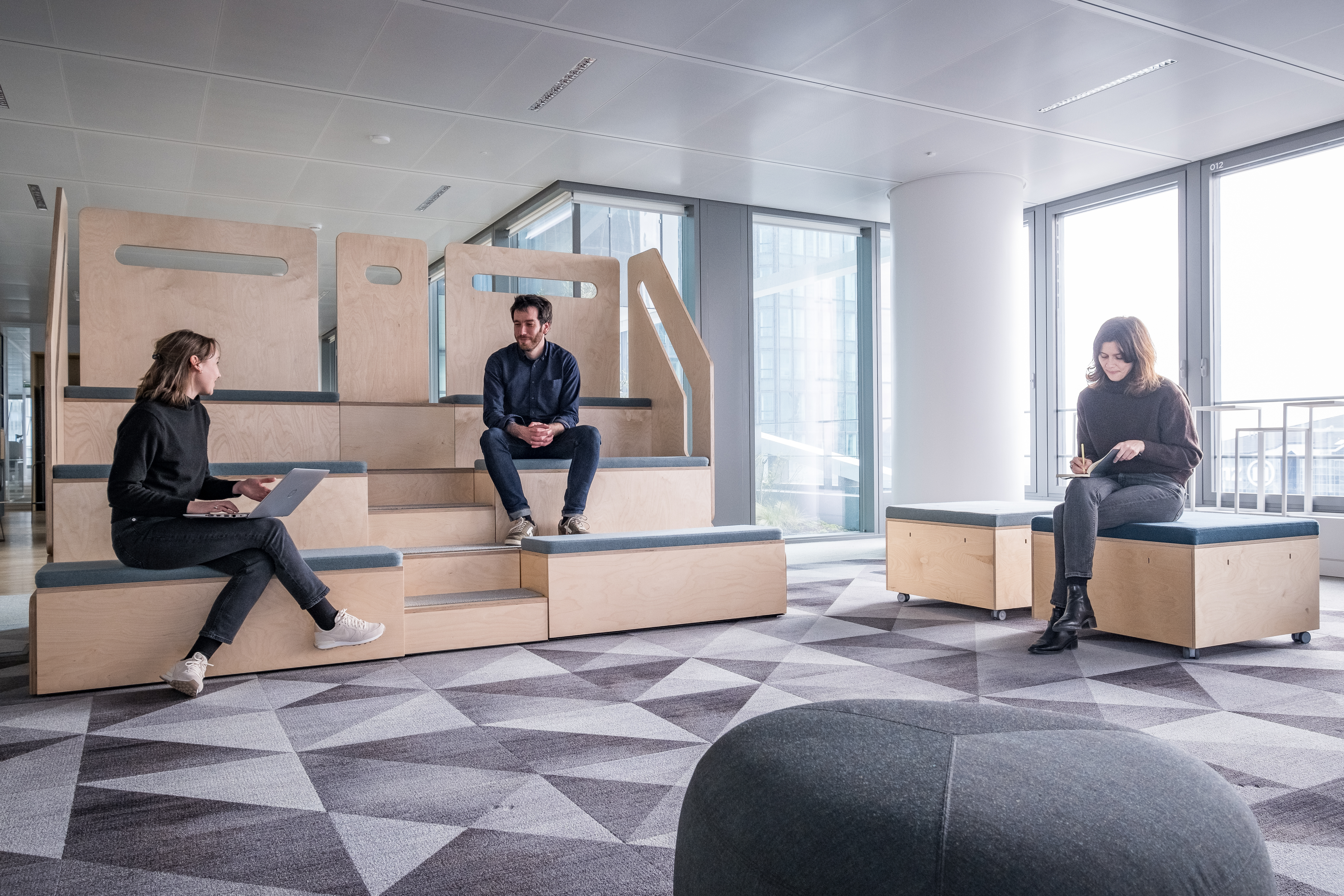 Aménagement d'espaces collaboratifs - Réalisation Saint-Gobain - Puteaux La Défense