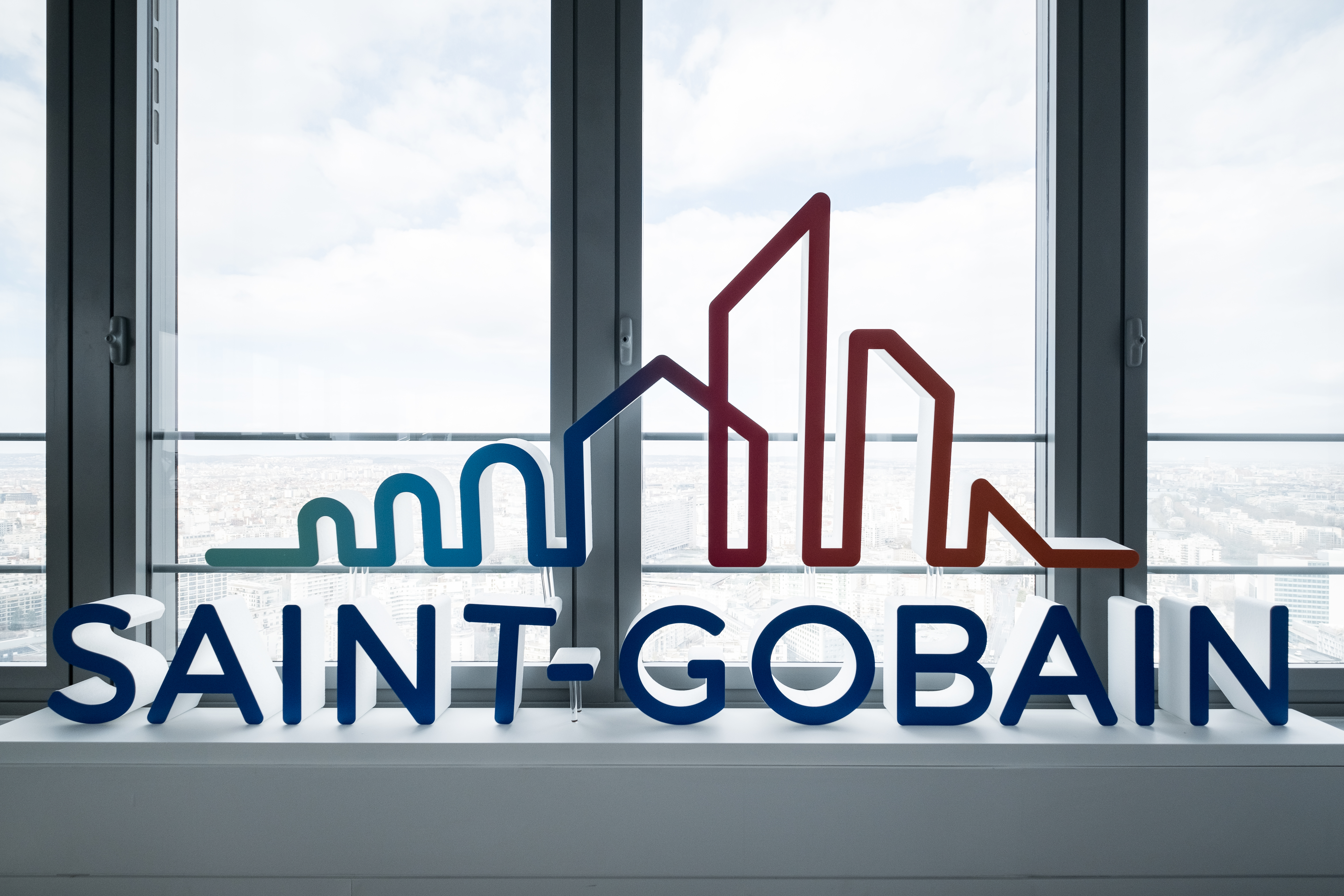 Aménagement d'espaces collaboratifs - Réalisation Saint-Gobain - Puteaux La Défense