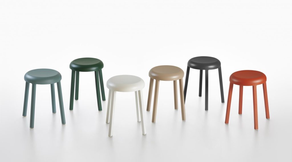 25emeco_za_small_stools_colors_4298