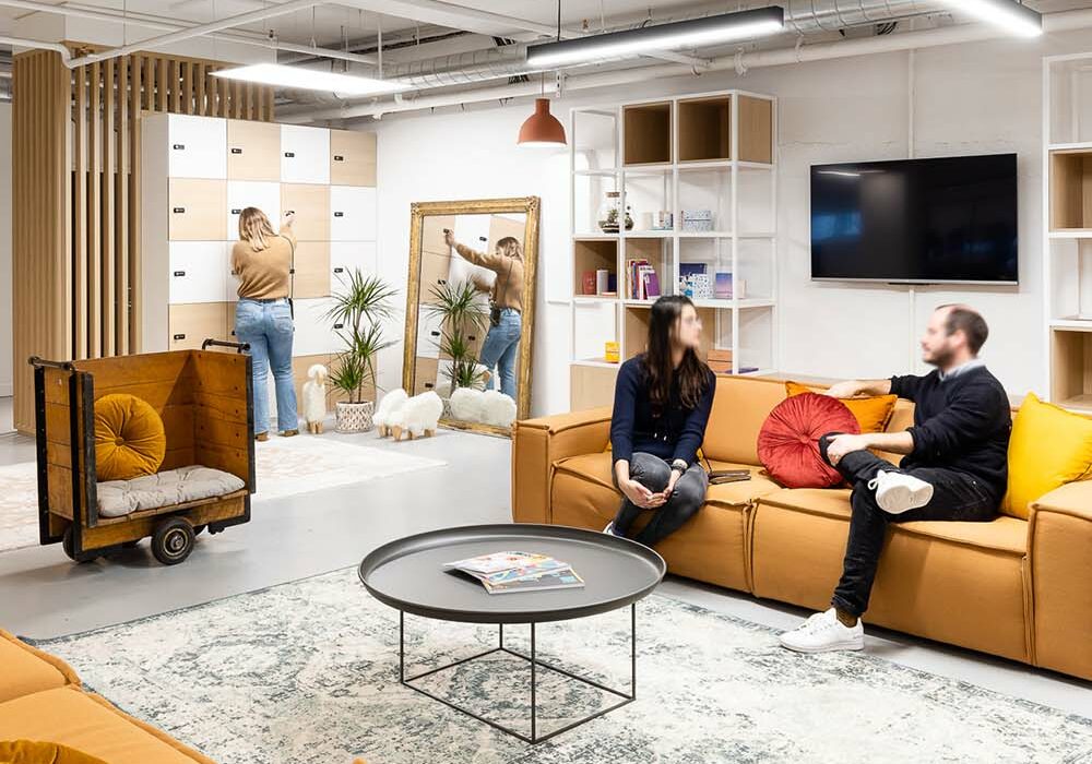 PHOTOWEB - Aménagement des espaces en open-spaces, de détente et des salles de réunion - PARIS (75) (7)