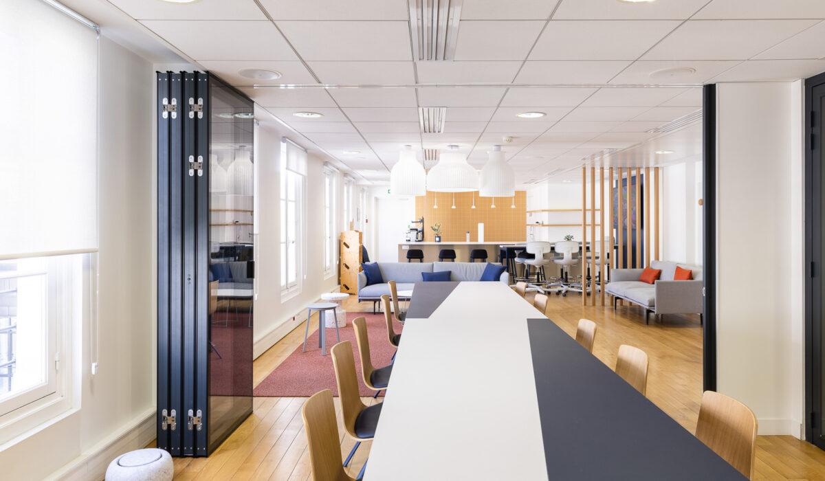 DES BUREAUX MODULABLES ET CONNECTÉS - Aménagement open space, espaces de réunion, cuisine - PARIS (75) (3)