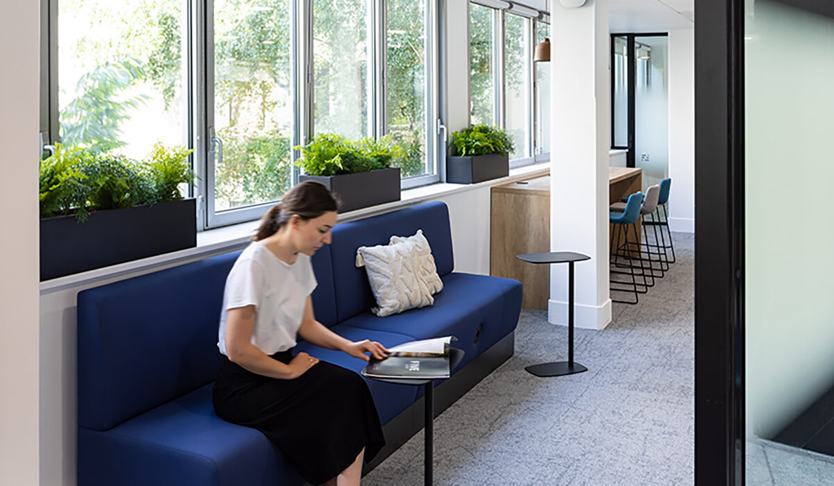 MICROPOLE - Aménagement des espaces de travail, salles de réunion, cafétérias, work café, espaces collaboratifs et cabines acoustiques - Hauts-de-Seine (92) (3)