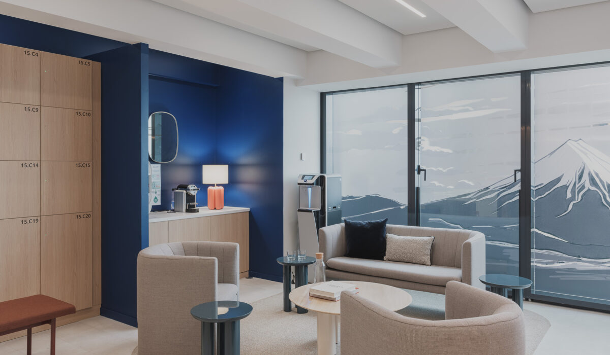 EMERIA - Aménagement espaces de travail, salles de réunion & accueil  - LA DÉFENSE - COURBEVOIE (18)