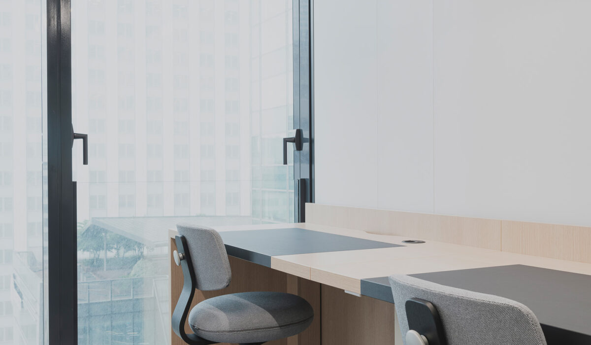 EMERIA - Aménagement espaces de travail, salles de réunion & accueil  - LA DÉFENSE - COURBEVOIE (12)