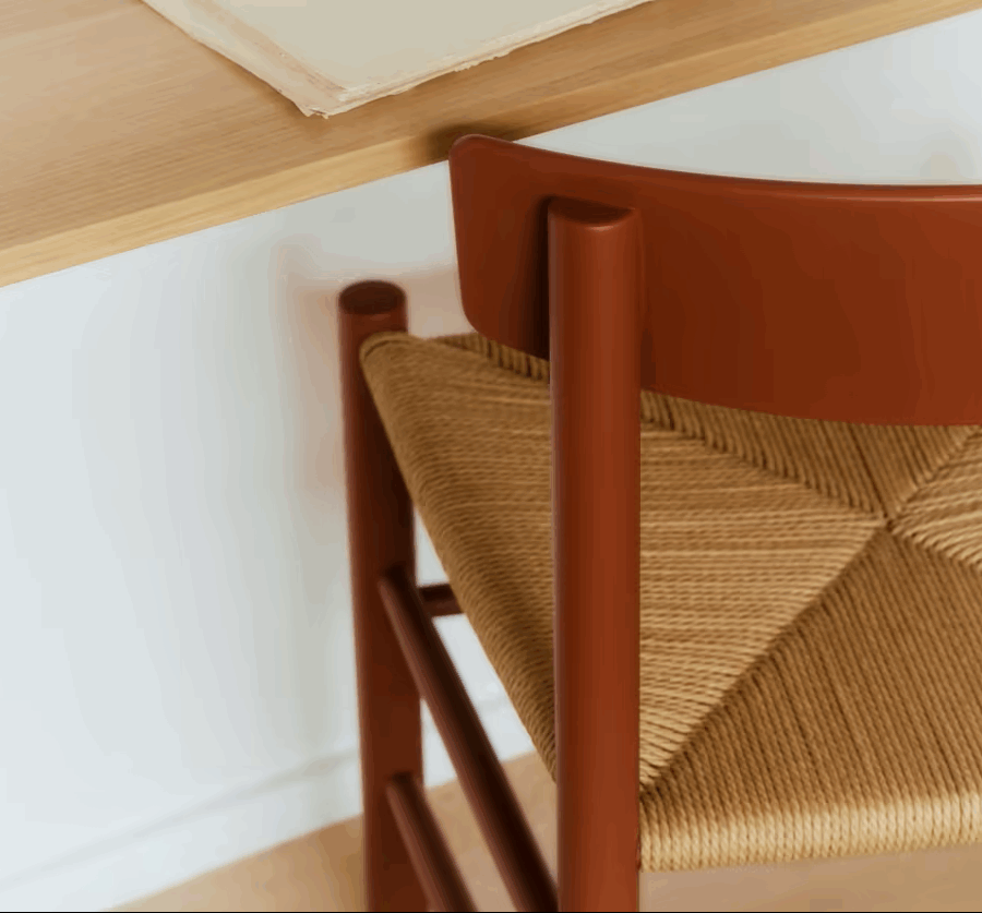 J39HeritageRed_BM29Shelf_D