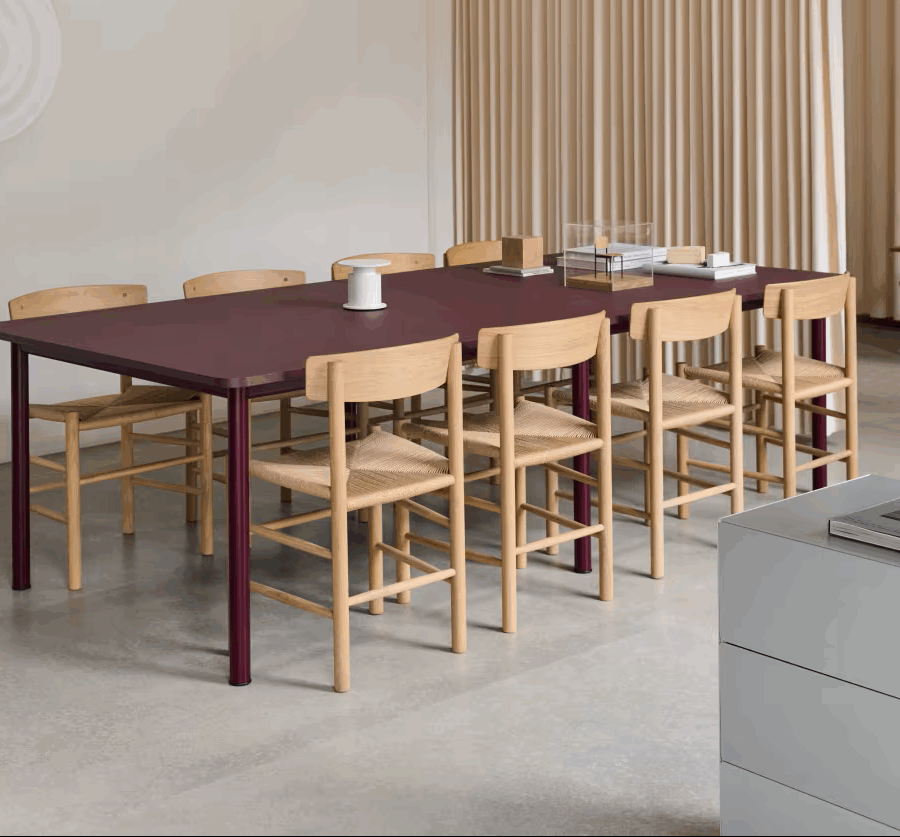 J39Oaklightoil_Planmodule_Burgundy_Canvaschair