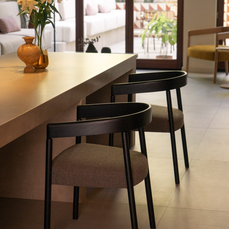 Omelette-Editions_Nua_Chair_13