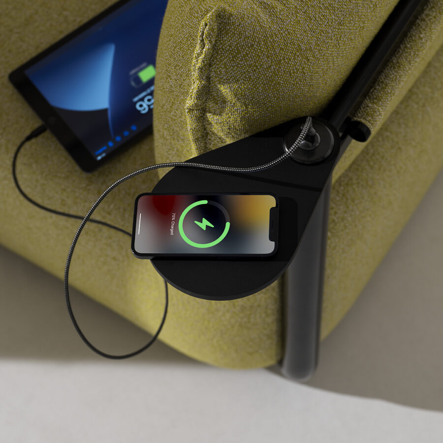 cosmo-usb-socket-with-support-top-and-wireless-charging-device