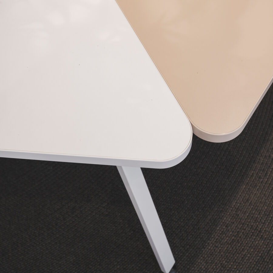 collection MOORE manager desk Flag zoom détails 2