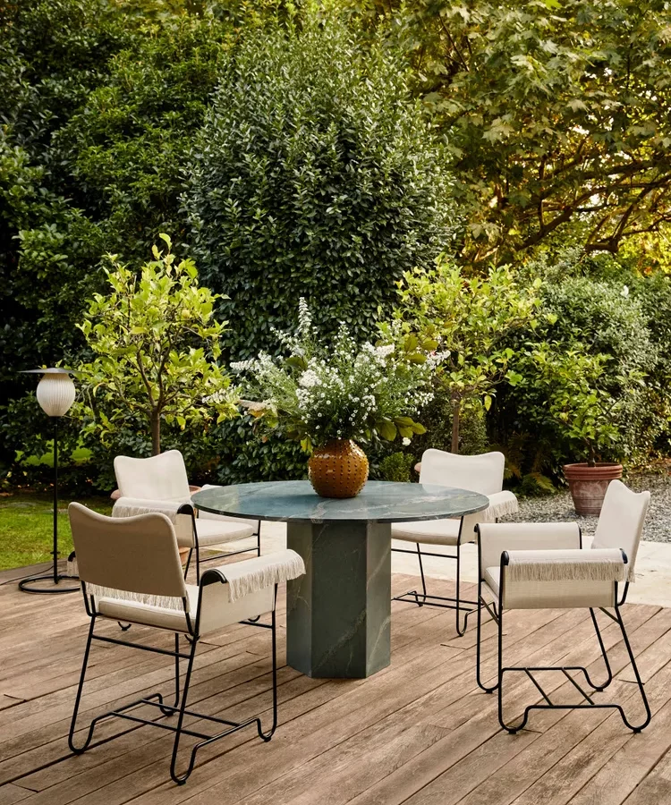Table epic outdoor - Gubi, Tables basses / d'appoint (7)