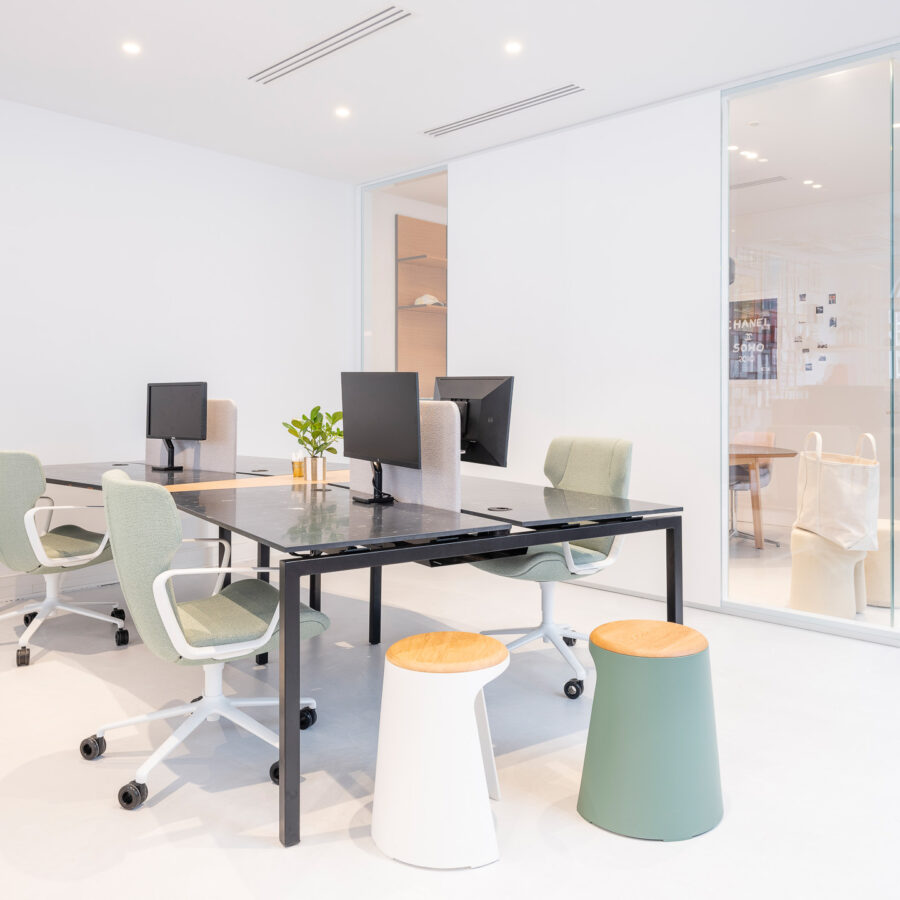 Matière Le pavé - Le Pavé, Bureaux & tables de travail (7)