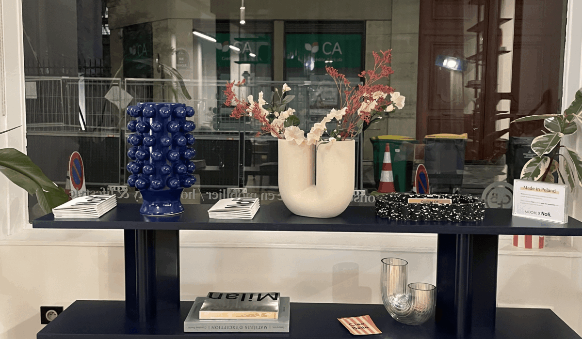 Installation showroom Moore design