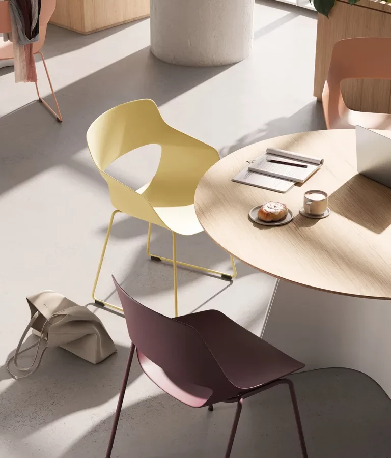 Chaise scoop - brunner, Chaises & Fauteuils de direction (1)