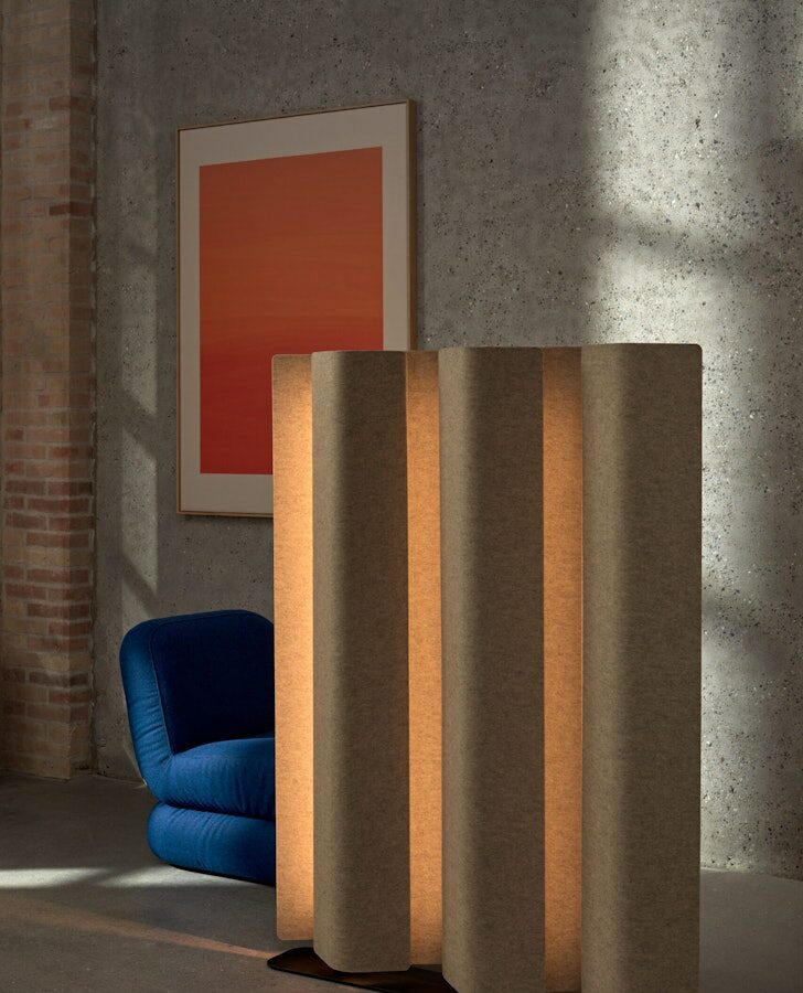 Luminaire acoustique Vika floor - ABSTRACTA, Luminaires design (1)