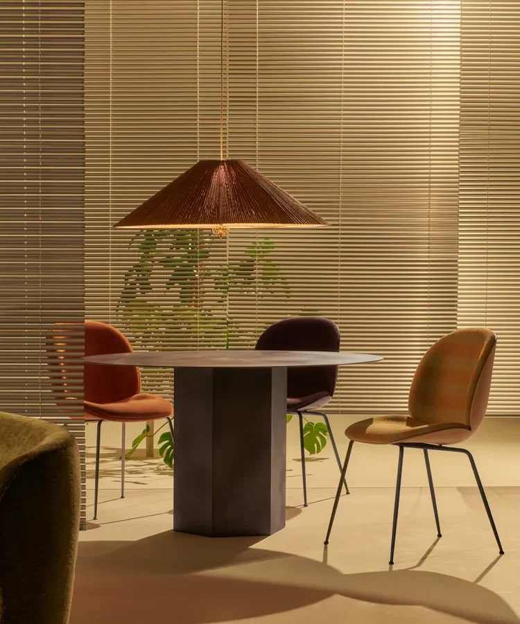 Chaise 3D - gubi, Chaises & Fauteuils (1)