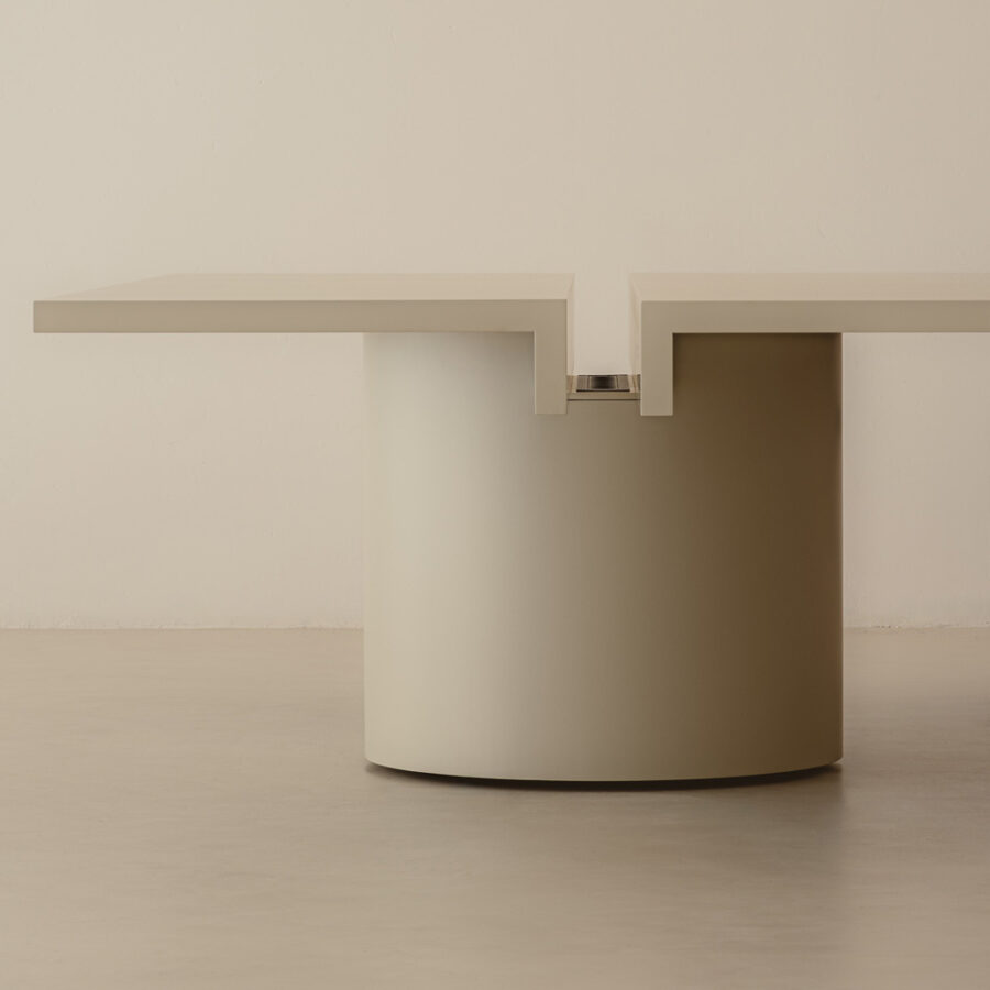 TABLE TOT ELECTRIFIEE - OMELETTE EDITIONS, Bureaux & tables de travail (6)