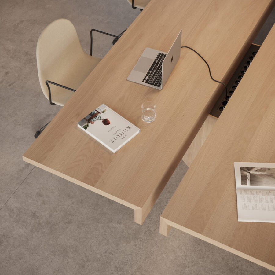 TABLE TOT ELECTRIFIEE - OMELETTE EDITIONS, Bureaux & tables de travail (7)