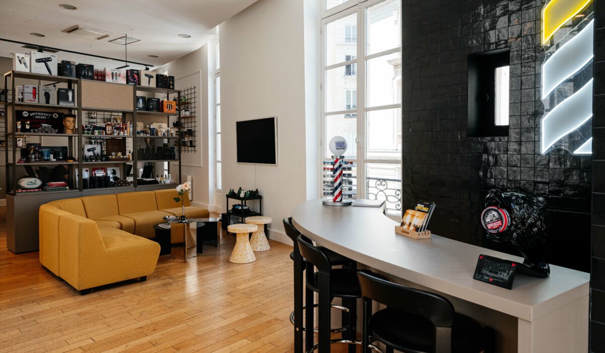 O&rsquo;BARBERSHOP - Aménagement d’un espace professionnel de formation, showroom et bureaux - Paris 2 (3)