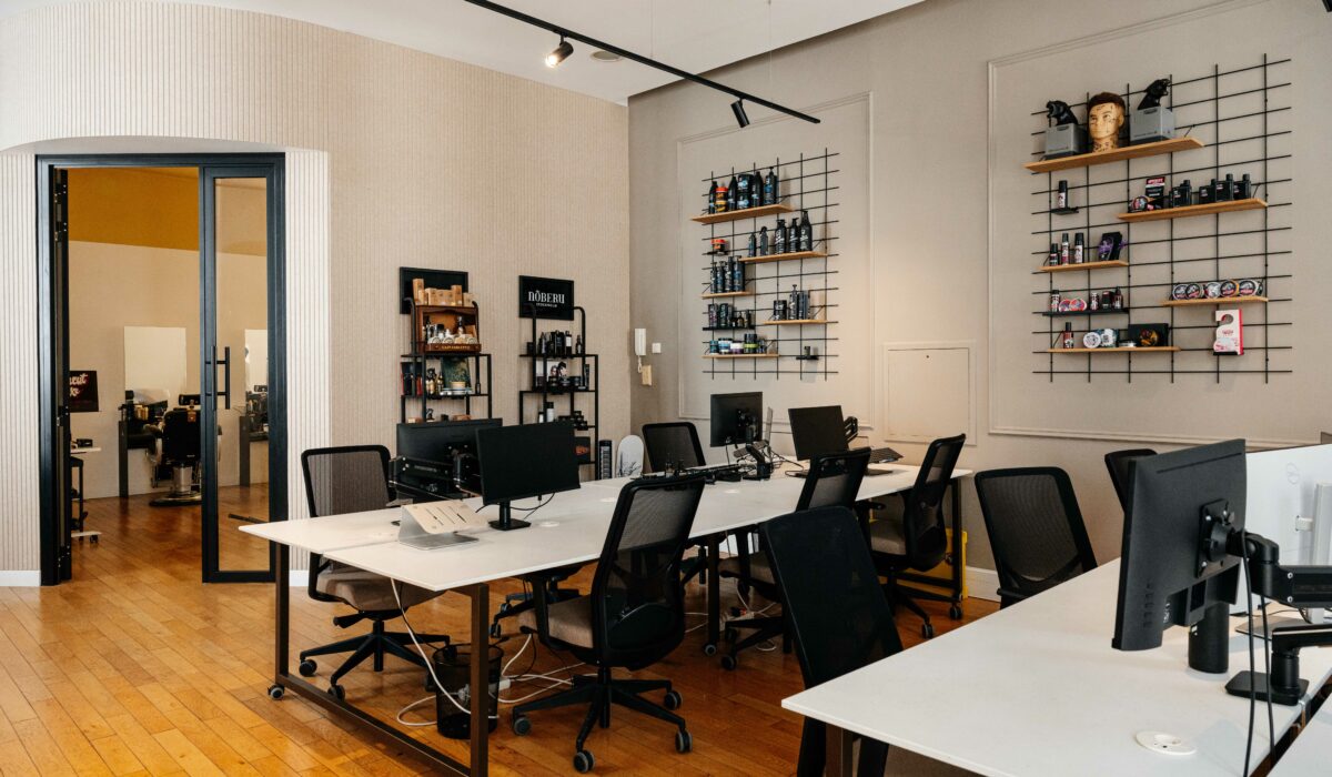 O&rsquo;BARBERSHOP - Aménagement d’un espace professionnel de formation, showroom et bureaux - Paris 2 (2)